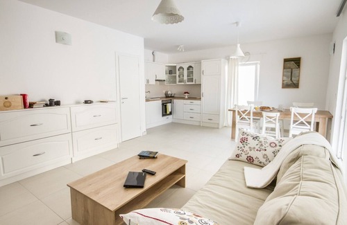 Jurandvor Casa | SUNNY ROCK SUMMER HOUSES BAŠKA