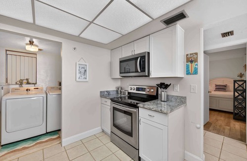 Ocean View Halifax Estates Condominio | Sunny Sands - Oceanfront Oasis in Daytona Beach