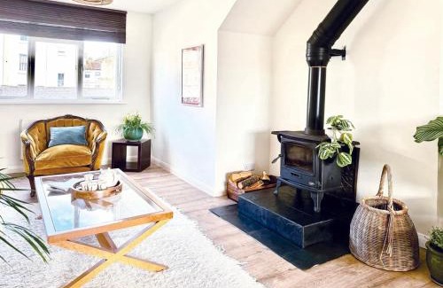 Hove Apartamento | Sunny Seaside Sanctuary - Two Bedroom Apartment