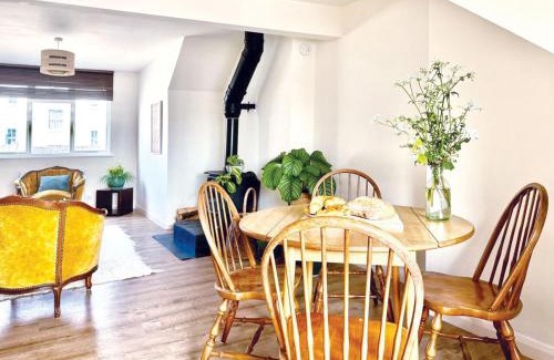 Hove Apartamento | Sunny Seaside Sanctuary - Two Bedroom Apartment