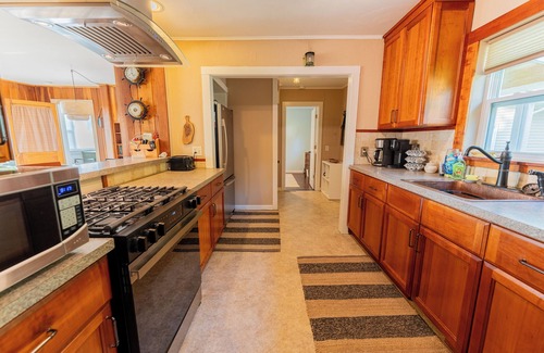 Manistique Casa | Sunny Side U.P.: Fall Into Relaxation at Sunny Side U.P. – Perfect for Scenic Views & Cozy Nights