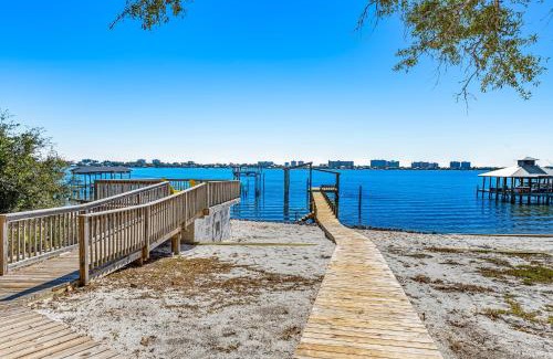 Ono Island Casa | Sunny South by Meyer Vacation Rentals