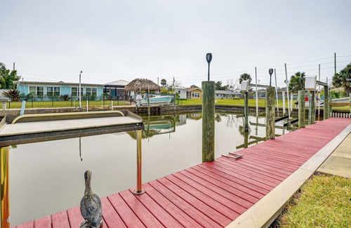 Bethune Grant Cabaña | Sunny South Daytona Home w/ Pool & Grill!