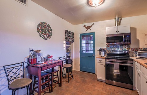 Tucson Estates Casa | Sunny Southwest Winter Getaway with Pool & Games