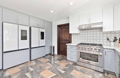 Hacienda Heights Casa | Sunny Spanish Villa Pool, Parking & Privacy