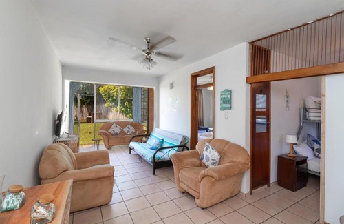 Illovo Beach Apartamento | Sunny Tides - Wifi - Pet Friendly