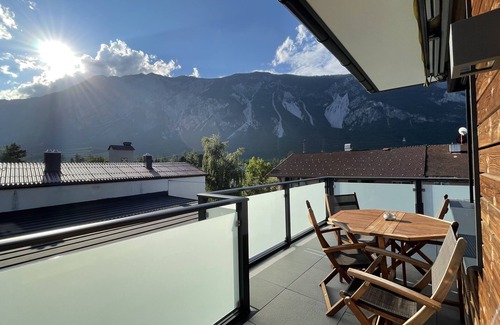 Oetztal-Bahnhof Apartamento | Sunny top floor apartment in a top location