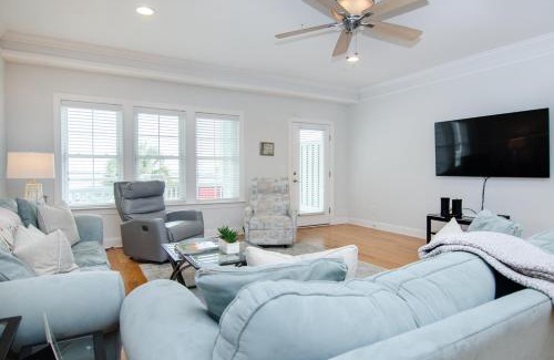 Kure Beach Casa | Sunny Vacations Villa by Bryant Real Estate