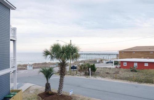 Kure Beach Casa | Sunny Vacations Villa by Bryant Real Estate