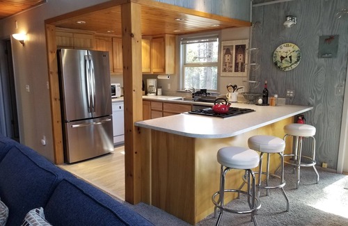 Long Barn Cabina | Cabina con vista al sol cerca del lago Pinecrest y esquí de Dodge Ridge - ¡Camina en bicicleta y explora!