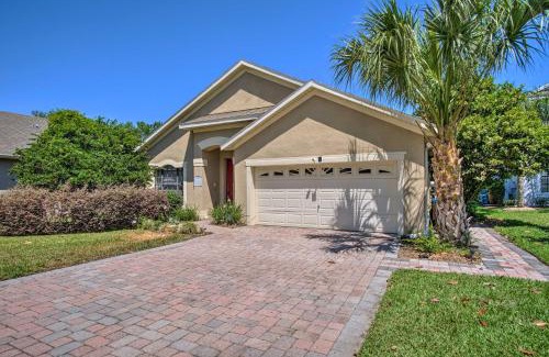Bridgeford Crossing Casa | Sunny Villa with Lanai 17 Mi to Disney!