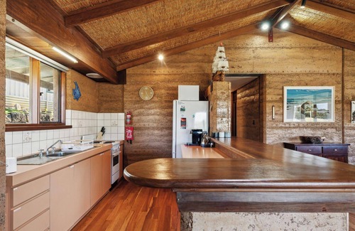 Ledge Point Casa | Sunnybank