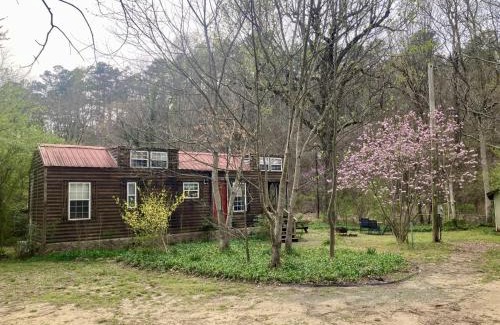 Mena Casa | Sunnybrook Cabin, wooded, private with stream, near ATV trails