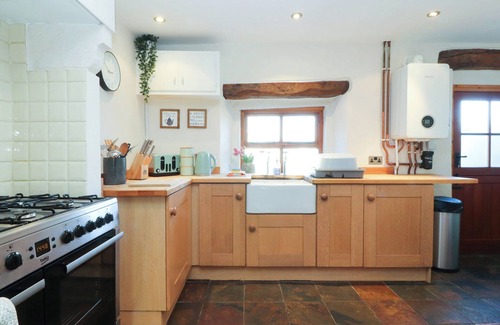 Fourstones Near Bentham Cabaña | SUNNYBROOK COTTAGE, pet friendly in Bentham, Yorkshire