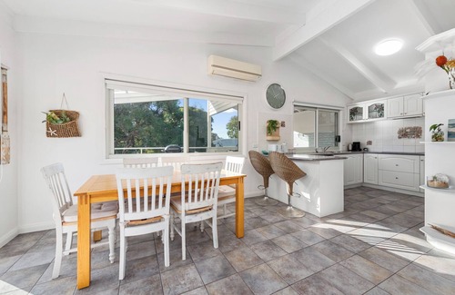 Lake Tyers Beach Casa | Sunnydaze holiday home. Ideal for your family get away.