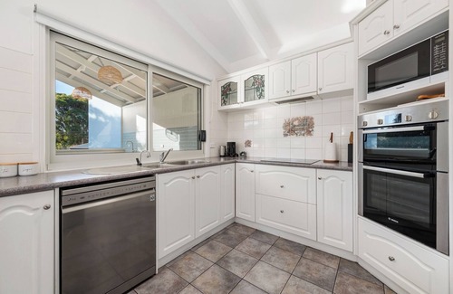 Lake Tyers Beach Casa | Sunnydaze holiday home. Ideal for your family get away.