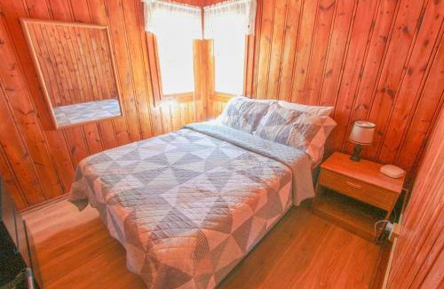 Greenbush Apartamento | Sunnyside Combined 6BR 3BA Lakefront Retreat