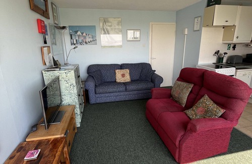 Freshwater Chalet De Esquí | SUNNYSIDE - family friendly chalet sleeps 4/6 with views of the needles