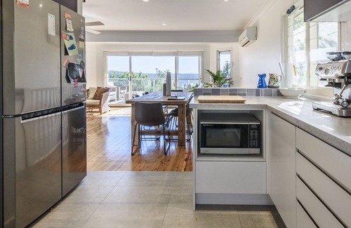 Killcare Heights Casa | 'Sunnyside House' by Accom Holidays