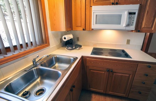 Estes Park Cabina | Sunnyside Knoll: 8 1 Bedroom Cabin