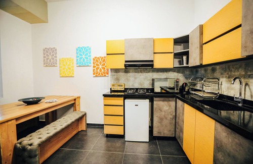 Qartaboun Apartamento | SunnySide - studio in Byblos with stunning sunrise view and 24/7 electricity