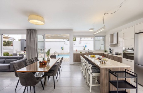 Kapparis Casa | SunnyVillas: 3BR Luxury Villa ☆ Private Pool