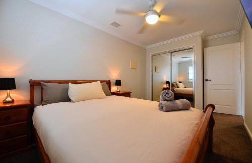 Rockingham Apartamento | Sunray on Kent