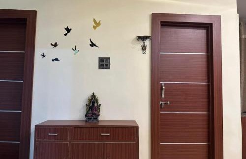 Gwalior Apartamento | SunRays - Unique 3BHK in the Heart of the City