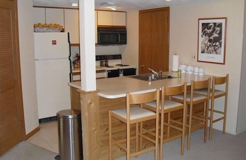 Seven Springs Condominio | Sunridge / 7Sings: SKI IN / SKI OUT, esquí desde cubierta