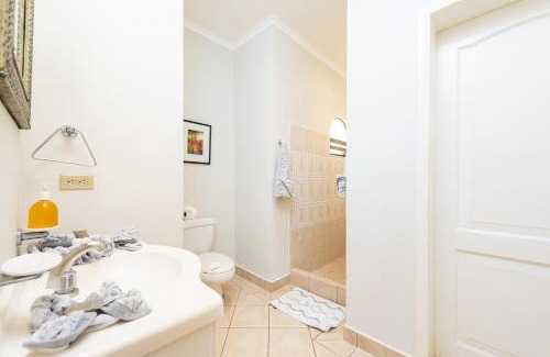 Tamarindo Apartamento | Sunrise 43 - 2 Bedroom Ocean View Condo