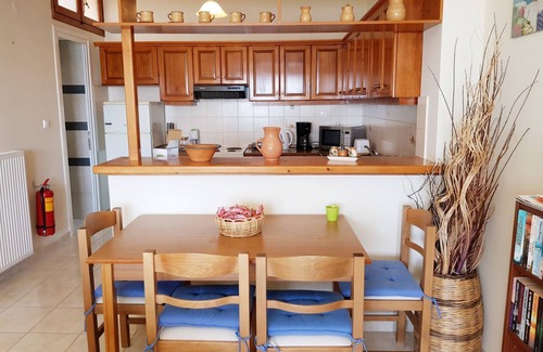 Kefalari Apartamento | Sunrise 5 Apartment - Beautifully Located Air Conditioned 3 Bedroom Above Beach