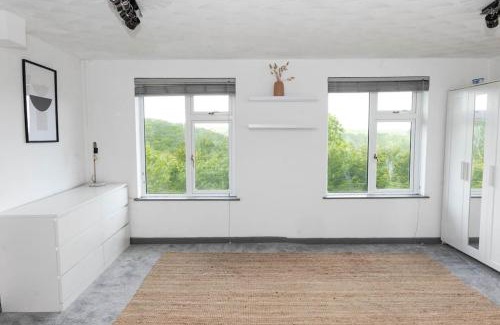 West Looe Casa | Sunrise 6 Bedroom Home in Looe Cornwall