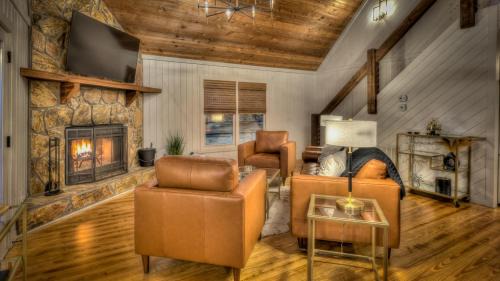 Morganton Casa | Sunrise and Stardust
