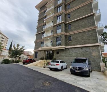 Becici Apartamento | Sunrise Apartment Leni Budva