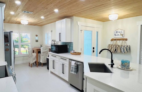 Pierside Casa | Sunrise at Riverwallk