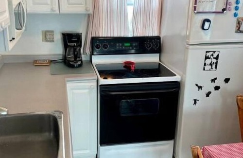 Au Gres Casa | Sunrise Beach Cottage