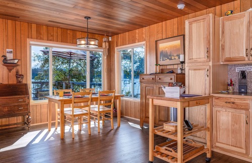 Matlock Casa | Sunrise Cabin Lake Nahwatzel Stocked Lake 2Bd/1Bth