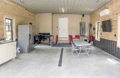 Sylvan Beach Cabina | Sunrise Cottage-A blissful beach getaway!