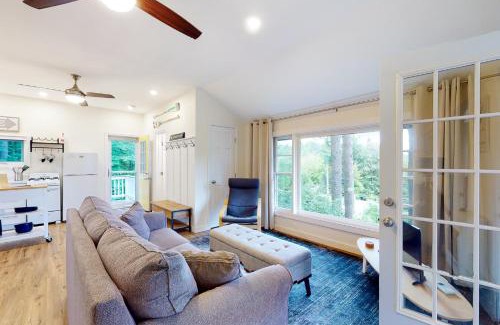 Alton Bay Casa | Sunrise Cottage