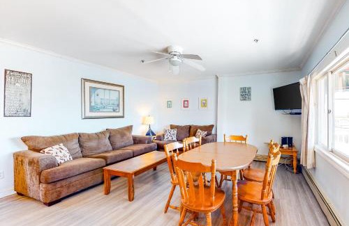 Old Orchard Beach Apartamento | Sunrise Deck