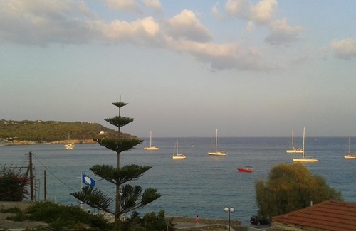 Agia Marina Apartamento | Sunrise Flora