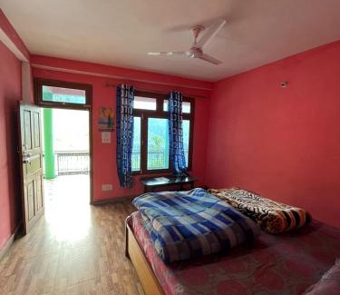 Tosh Casa | Sunrise guest House tosh