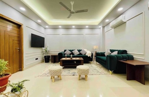Vasant Kunj Apartamento | Sunrise homes