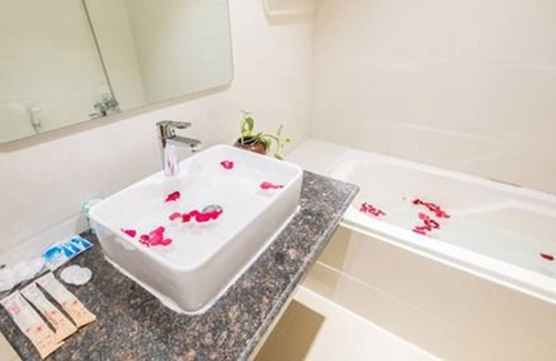 Mandalay Hotel | Sunrise Hotel