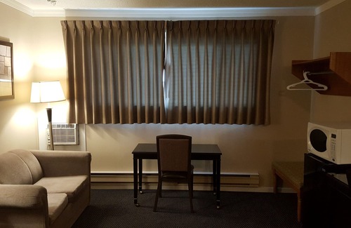 Regina Hotel | Sunrise Motel