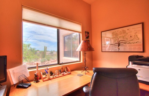 The Hills On La Canada Casa | Sunrise, Mountains, Casual Southwest ¡Lujo con mucha luz, arte y amor!