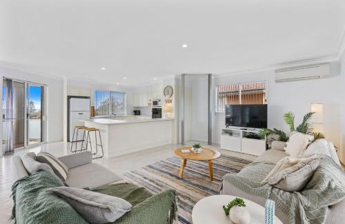 Malua Bay Casa | Sunrise on the Bay