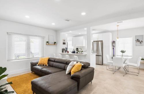 Lake Ridge Casa | Sunrise Palms - 10 Min to Beach