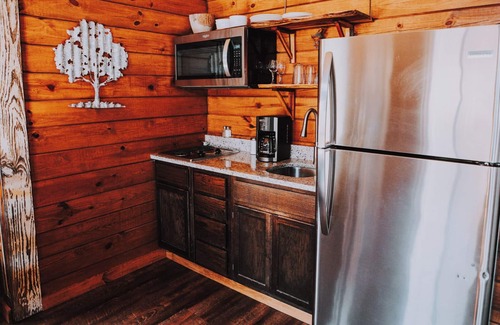 Mid America Cabina | Sunrise Point Treehouse - Starlight Haven