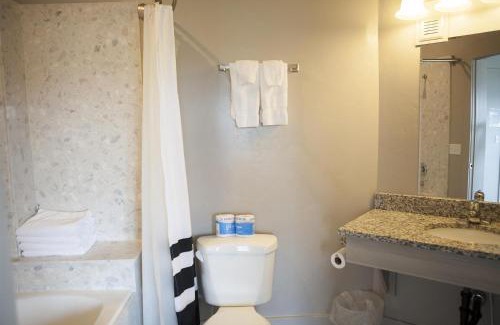 Harbor Village Casa | Sunrise Resort Room #308